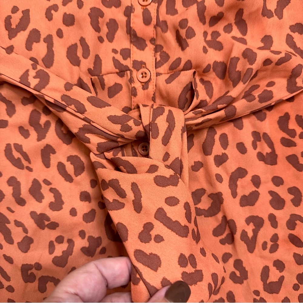 Torrid Orange Leopard Print Blouse - Picture 3 of 9